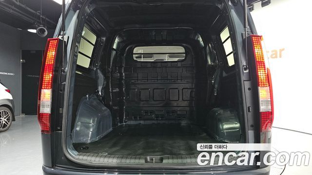 Hyundai Staria Cargo 5-Seater Modern 2022 — фото 30