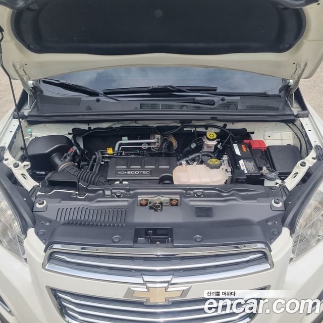Chevrolet Trax 1.4 LT Leather Package 2015 — фото 6