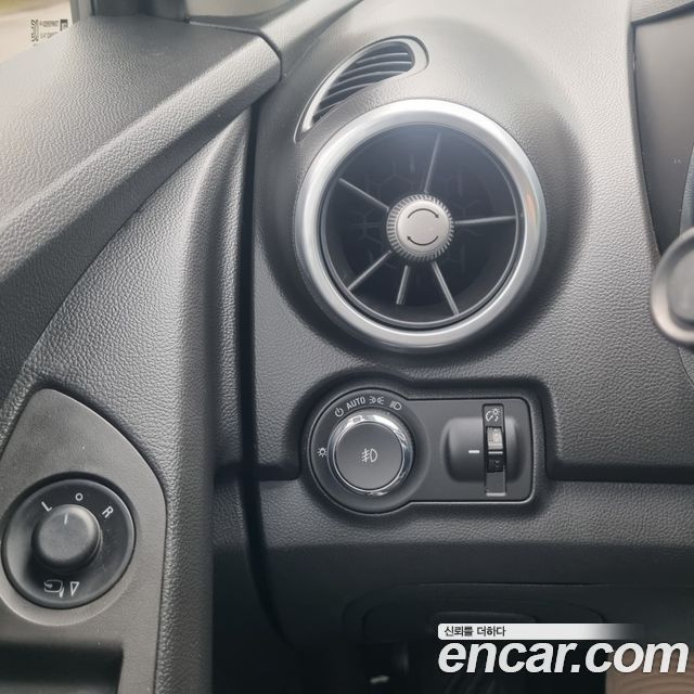 Chevrolet Trax 1.4 LT Leather Package 2015 — фото 17