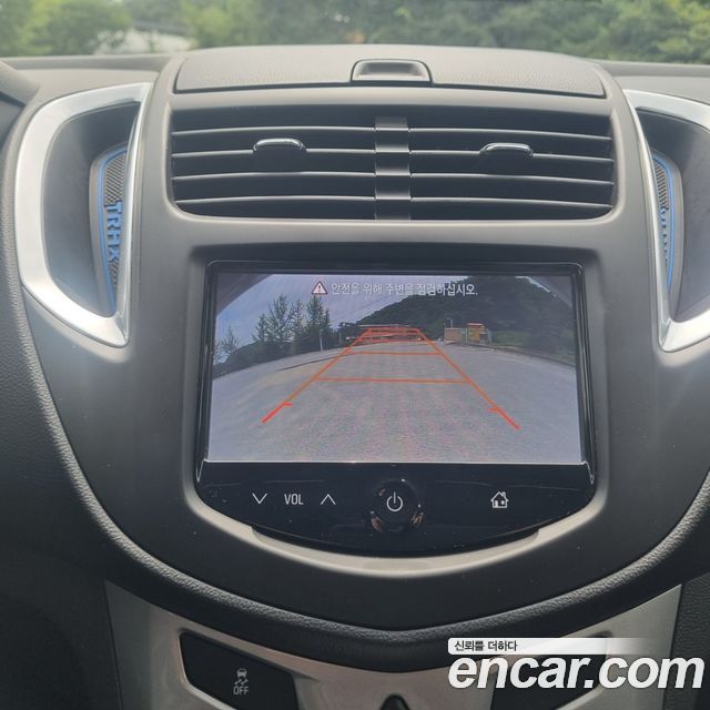 Chevrolet Trax 1.4 LT Leather Package 2015 — фото 21