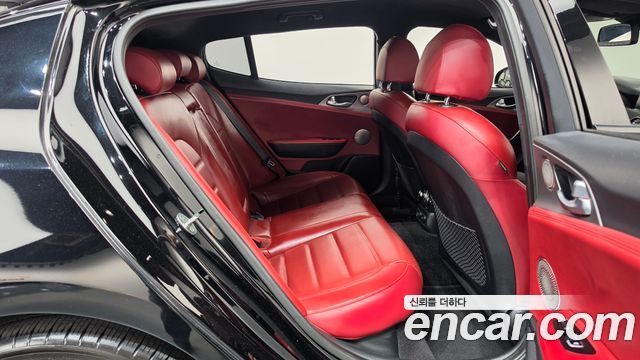 Kia Stinger 3.3 Turbo AWD GT 2020 — фото 11