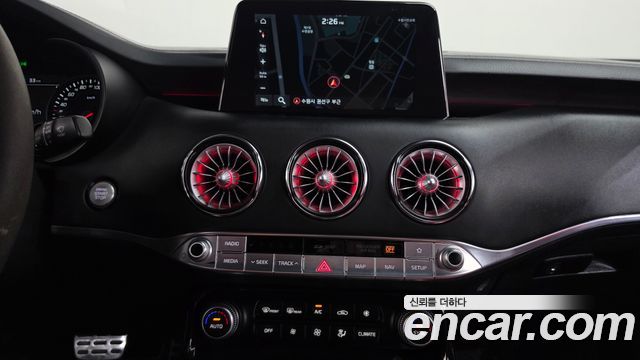 Kia Stinger 3.3 Turbo AWD GT 2020 — фото 13