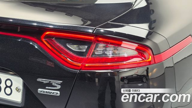 Kia Stinger 3.3 Turbo AWD GT 2020 — фото 23