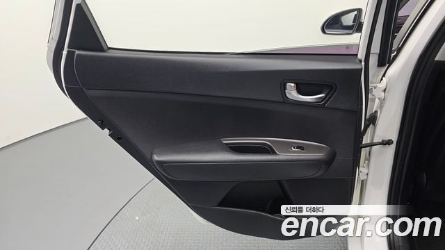 Kia K5 (II) 2.0 LPI Rental Car Luxury 2020 — фото 25