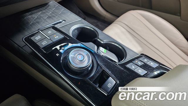 Kia K8 Hybrid Noblesse 2022 — фото 9