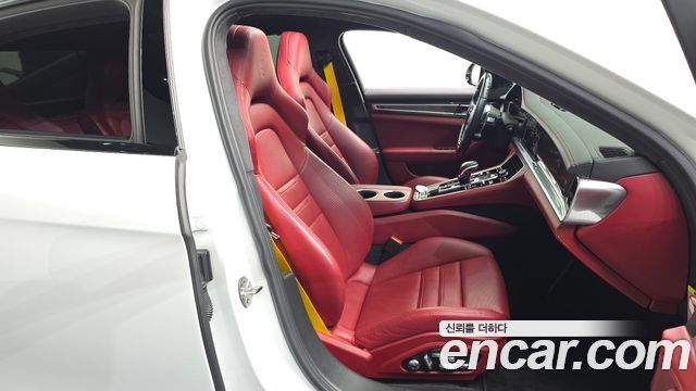 Porsche Panamera (971) 4.0 GTS 2020 — фото 12