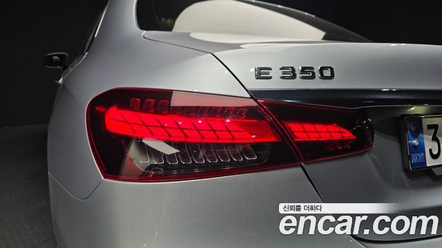Mercedes-Benz E-Class (W213) E350 4MATIC Avantgarde 2021 — фото 23