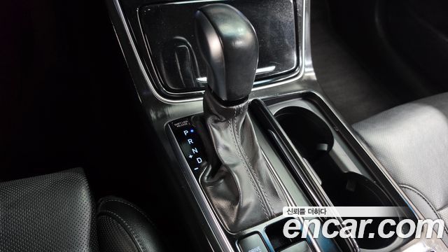 Hyundai Grandeur (IG) 2.4 Premium Special 2018 — фото 9