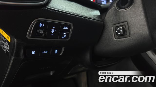 Hyundai Grandeur (IG) 2.4 Premium Special 2018 — фото 17
