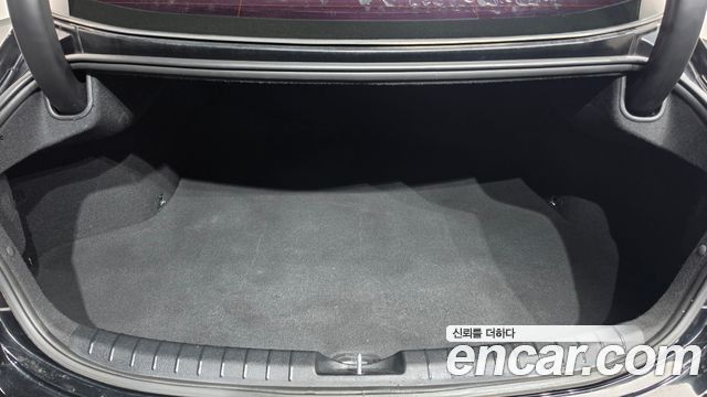 Hyundai Grandeur (IG) 2.4 Premium Special 2018 — фото 20