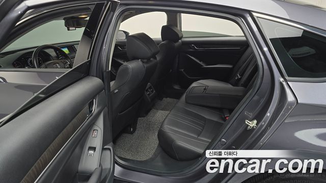 Honda Accord (X) 2.0 Turbo Sport 2019 — фото 11