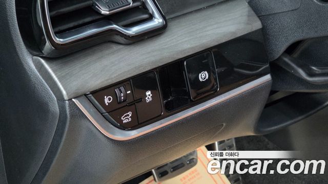 Kia Sportage (V) Gasoline 1.6 Turbo 2WD Signature 2024 — фото 17