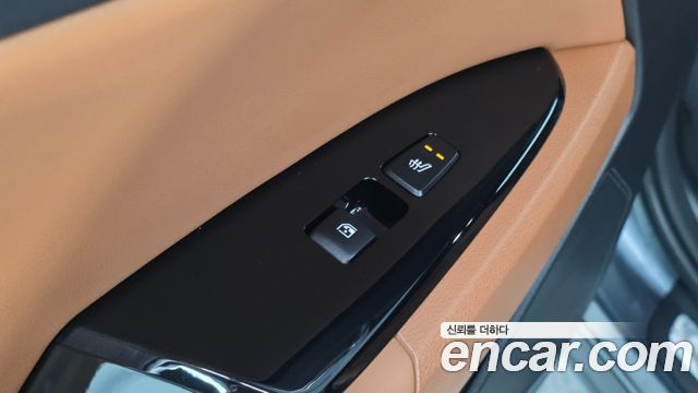 Kia Sportage (V) Gasoline 1.6 Turbo 2WD Signature 2024 — фото 21