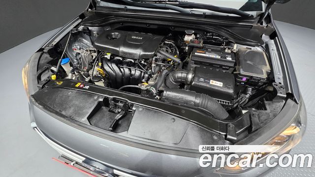 Hyundai Avante (AD) 1.6 GDI Value Plus 2017 — фото 6