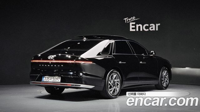 Hyundai Grandeur (GN7) 2,5 Gasoline 2WD Exclusive 2023 — фото 2