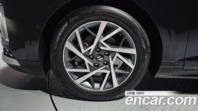 Hyundai Grandeur (GN7) 2,5 Gasoline 2WD Exclusive 2023 — фото 5