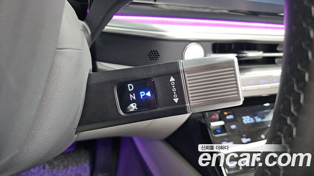 Hyundai Grandeur (GN7) 2,5 Gasoline 2WD Exclusive 2023 — фото 9