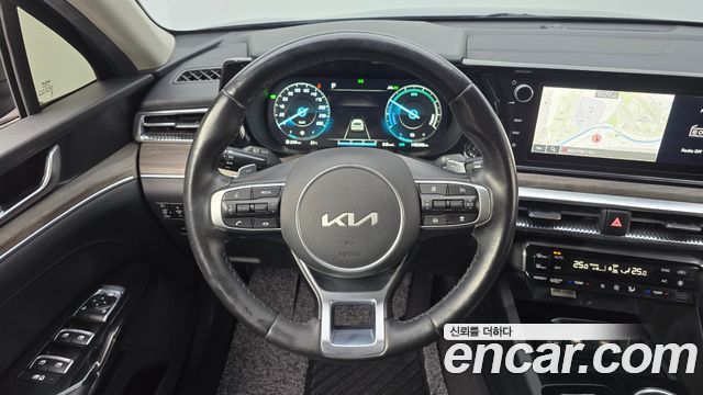 Kia K5 Hybrid (III) Noblesse 2022 — фото 17