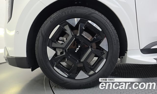 Kia Carnival (IV) Diesel 7-Seater Noblesse 2025 — фото 5