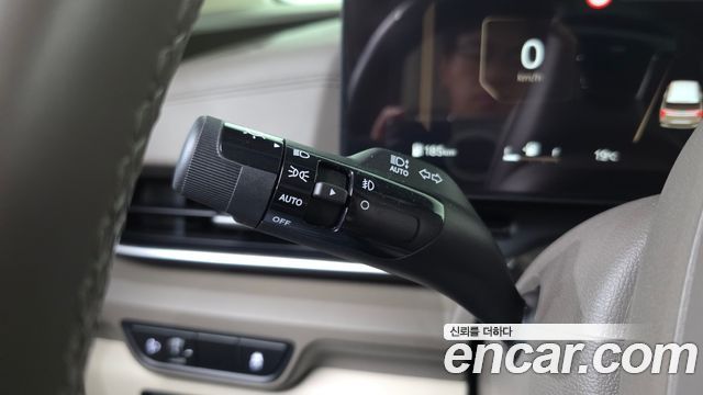 Kia Carnival (IV) Diesel 7-Seater Noblesse 2025 — фото 32