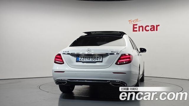 Mercedes-Benz E-Class (W213) E300 Avantgarde 2019 — фото 4