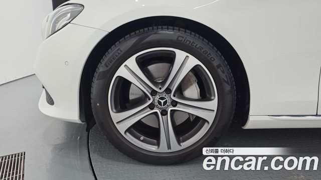 Mercedes-Benz E-Class (W213) E300 Avantgarde 2019 — фото 5
