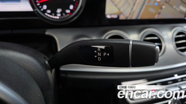 Mercedes-Benz E-Class (W213) E300 Avantgarde 2019 — фото 9
