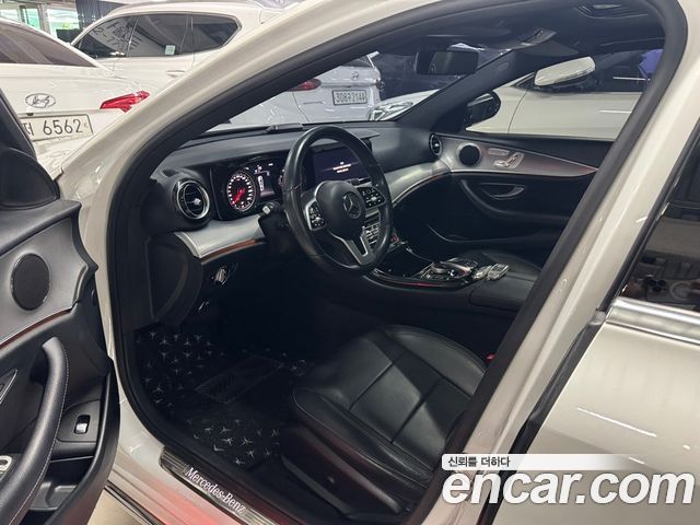 Mercedes-Benz E-Class (W213) E300 Avantgarde 2019 — фото 10