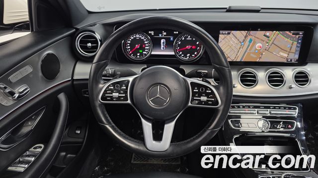 Mercedes-Benz E-Class (W213) E300 Avantgarde 2019 — фото 13