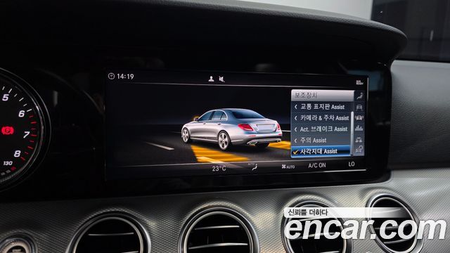 Mercedes-Benz E-Class (W213) E300 Avantgarde 2019 — фото 16
