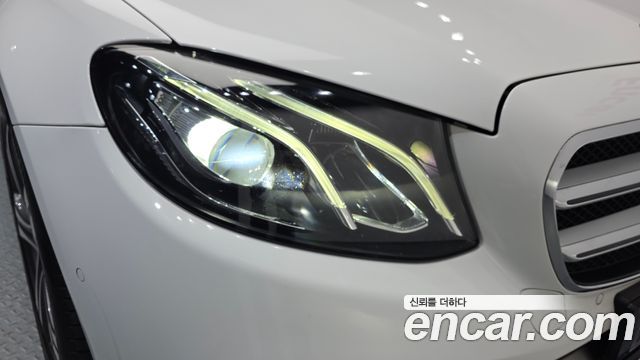 Mercedes-Benz E-Class (W213) E300 Avantgarde 2019 — фото 22