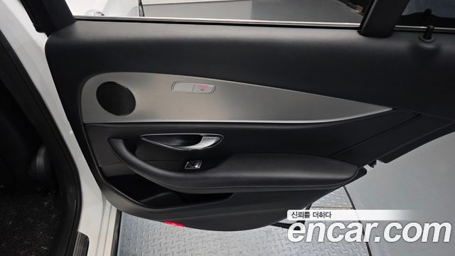 Mercedes-Benz E-Class (W213) E300 Avantgarde 2019 — фото 25