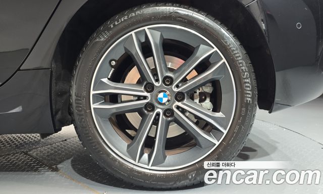 BMW 1 Series (F40) 120i Sports 2023 — фото 21