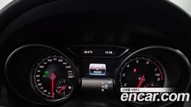 Mercedes-Benz CLA-Class (C117) CLA220 AMG Line 2018 — фото 8