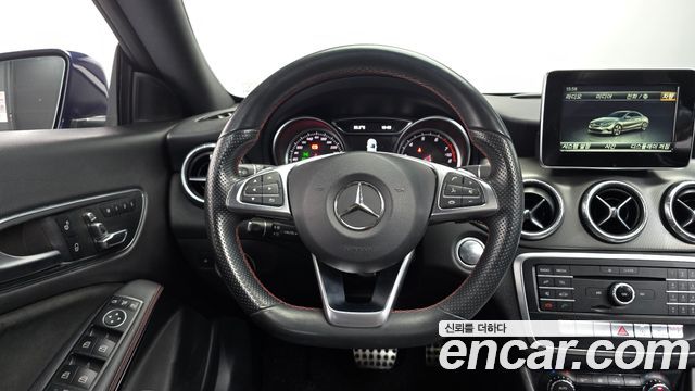 Mercedes-Benz CLA-Class (C117) CLA220 AMG Line 2018 — фото 16