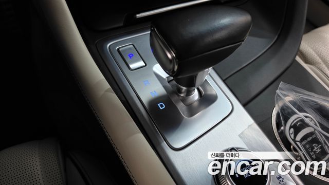 Genesis G70 3.3T Sport AWD Prestige 2019 — фото 9