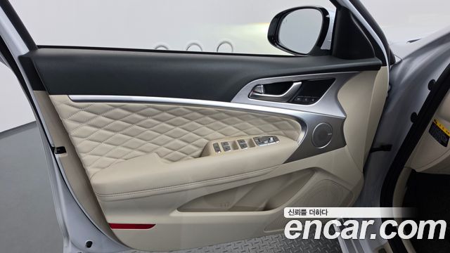 Genesis G70 3.3T Sport AWD Prestige 2019 — фото 24