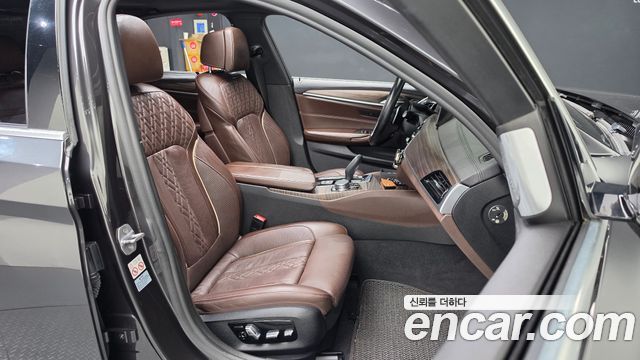 BMW 5 Series (G30) 530i M Sport Package Plus 2018 — фото 15