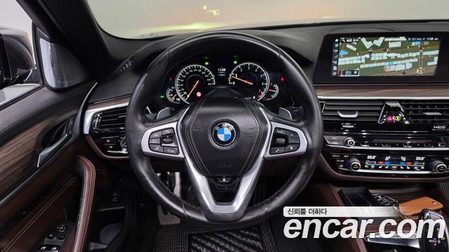 BMW 5 Series (G30) 530i M Sport Package Plus 2018 — фото 17