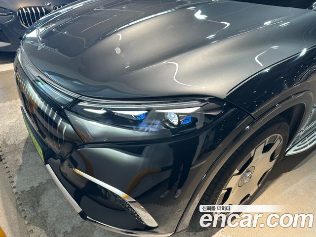 Mercedes-Benz EQS SUV (X296) Maybach EQS680 4MATIC 2024 — фото 6
