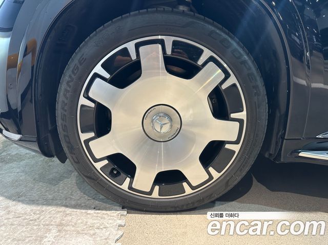 Mercedes-Benz EQS SUV (X296) Maybach EQS680 4MATIC 2024 — фото 7