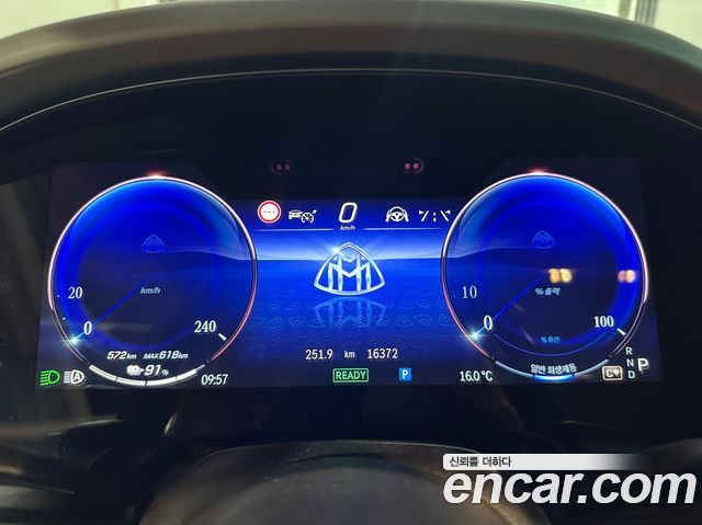 Mercedes-Benz EQS SUV (X296) Maybach EQS680 4MATIC 2024 — фото 10