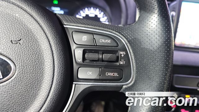 Kia Sportage (IV) Diesel 2WD Prestige 2016 — фото 17