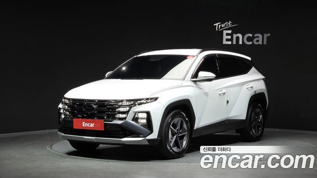 Hyundai Tucson (NX4) Gasoline 1.6 Turbo 2WD Inspiration 2025 — фото 1