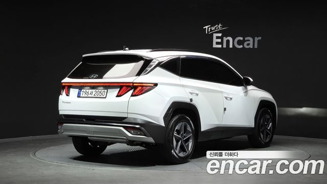 Hyundai Tucson (NX4) Gasoline 1.6 Turbo 2WD Inspiration 2025 — фото 2