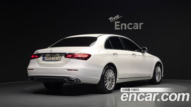 Mercedes-Benz E-Class (W213) E250 Exclusive 2023 — фото 2