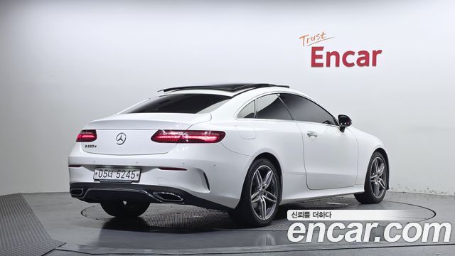Mercedes-Benz E-Class (W213) E220d Coupe 2019 — фото 2