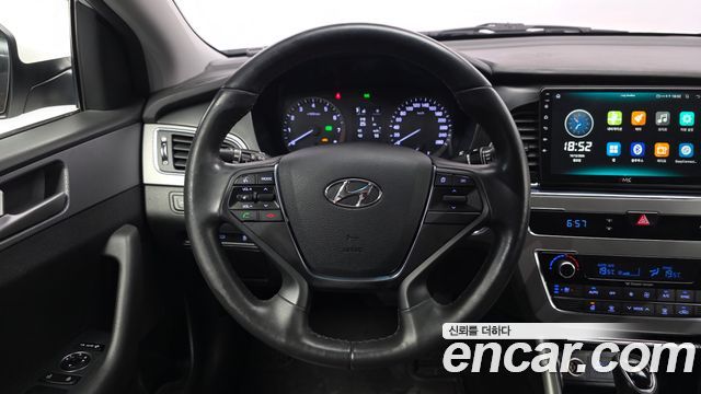 Hyundai Sonata (LF) LPI TAXI Premium 2017 — фото 13