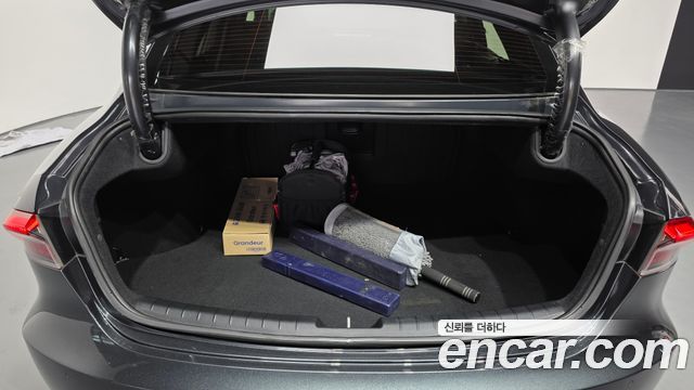 Hyundai Grandeur (IG) 2.5 Exclusice 2020 — фото 20