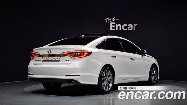 Hyundai Sonata (LF) 2.0 Smart 2015 — фото 2
